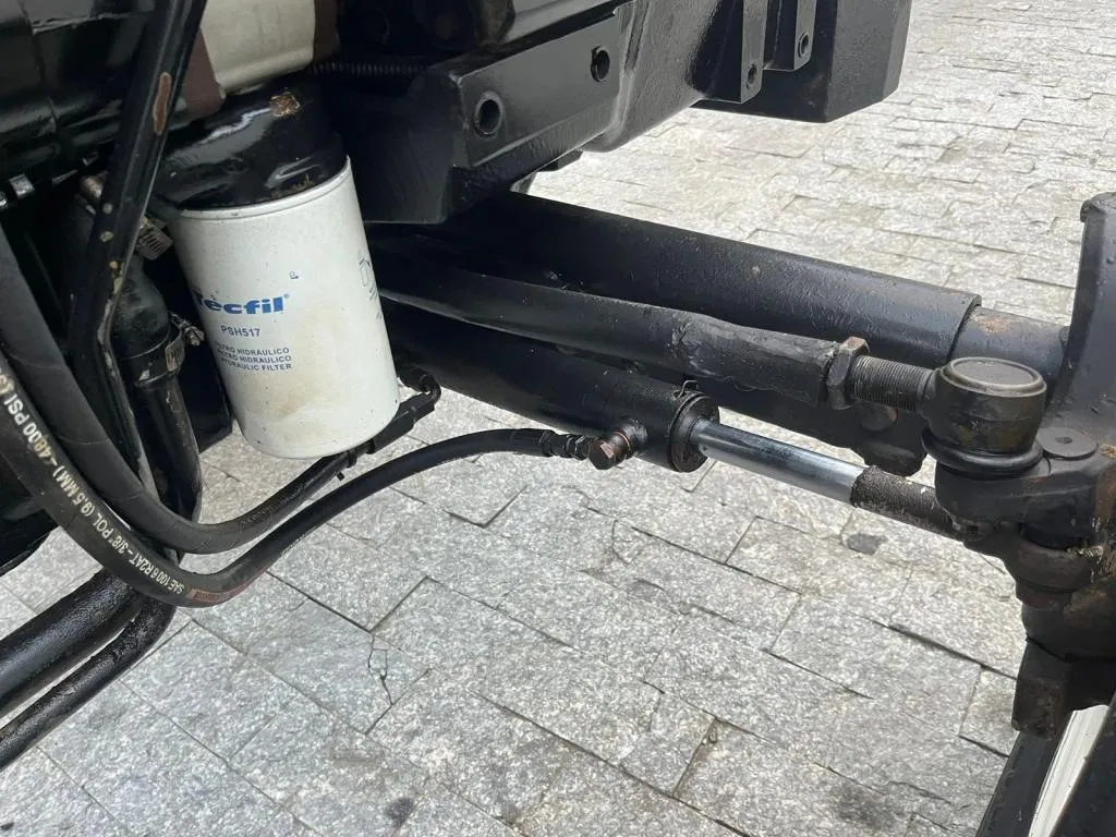 Trator New Holland TL 75 2004 