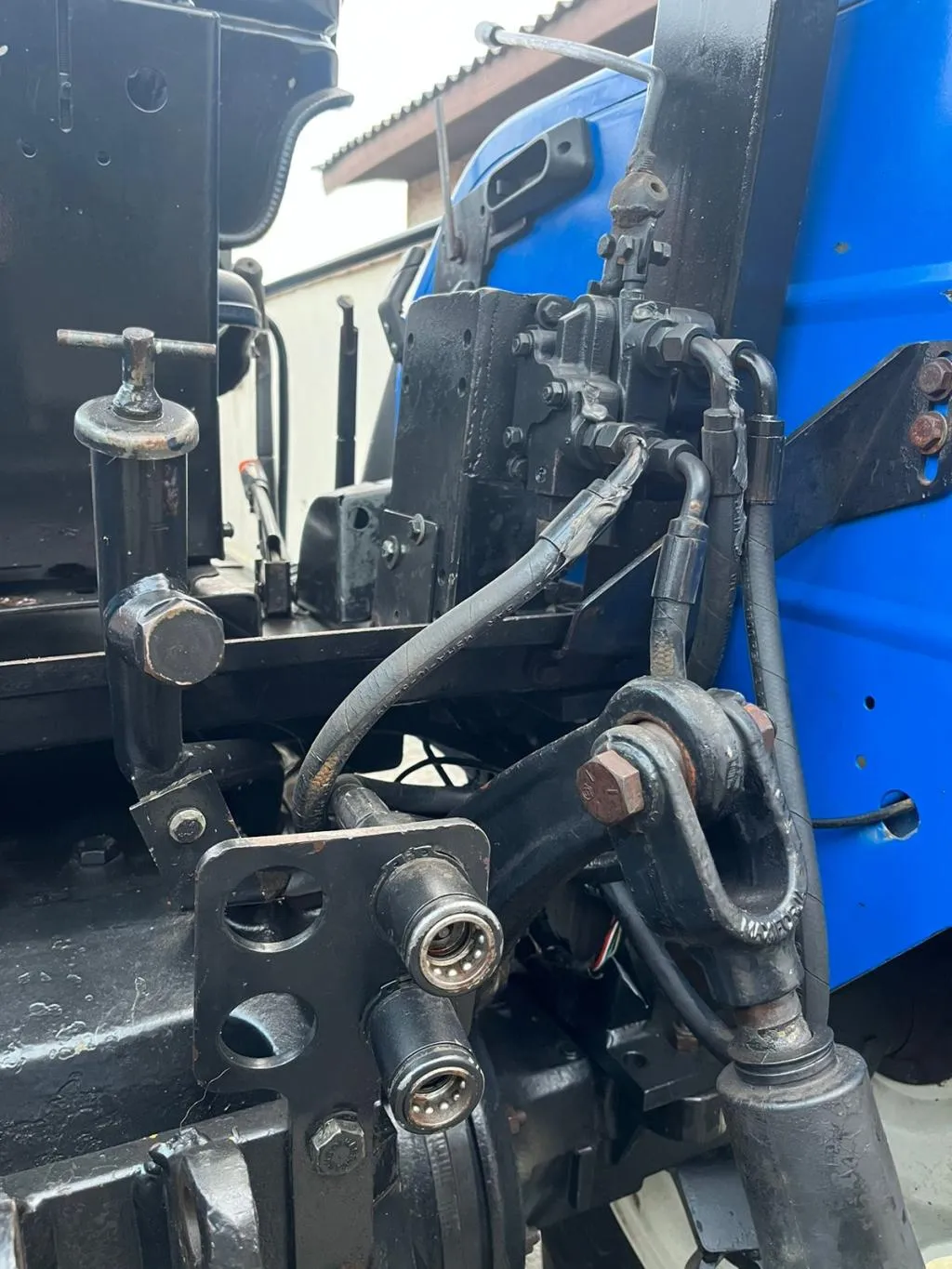 Trator New Holland TL 75 2004 