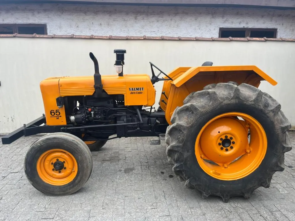 Trator Valmet 65 id 