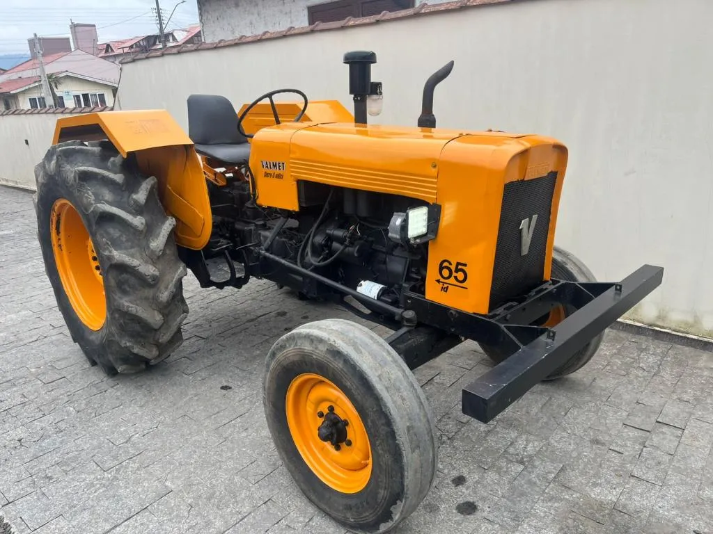 Trator Valmet 65 id 