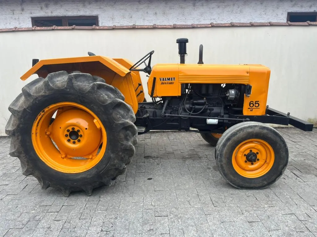 Trator Valmet 65 id 