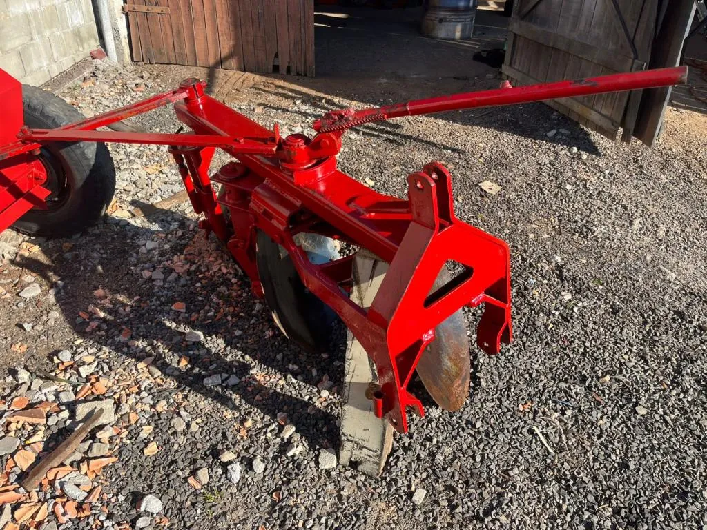 Arado 2 discos reversível Lavrale