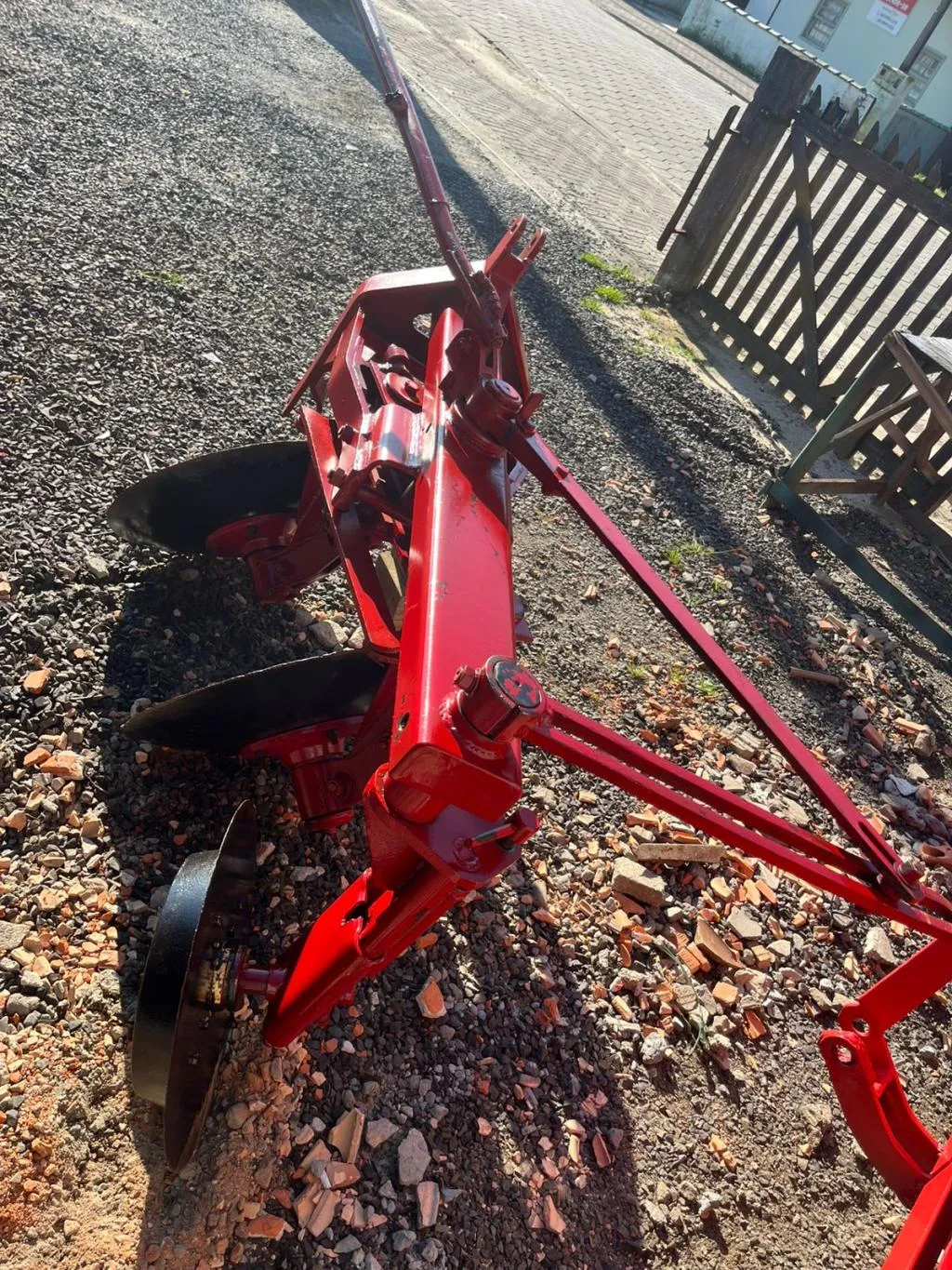 Arado 2 discos reversível Lavrale