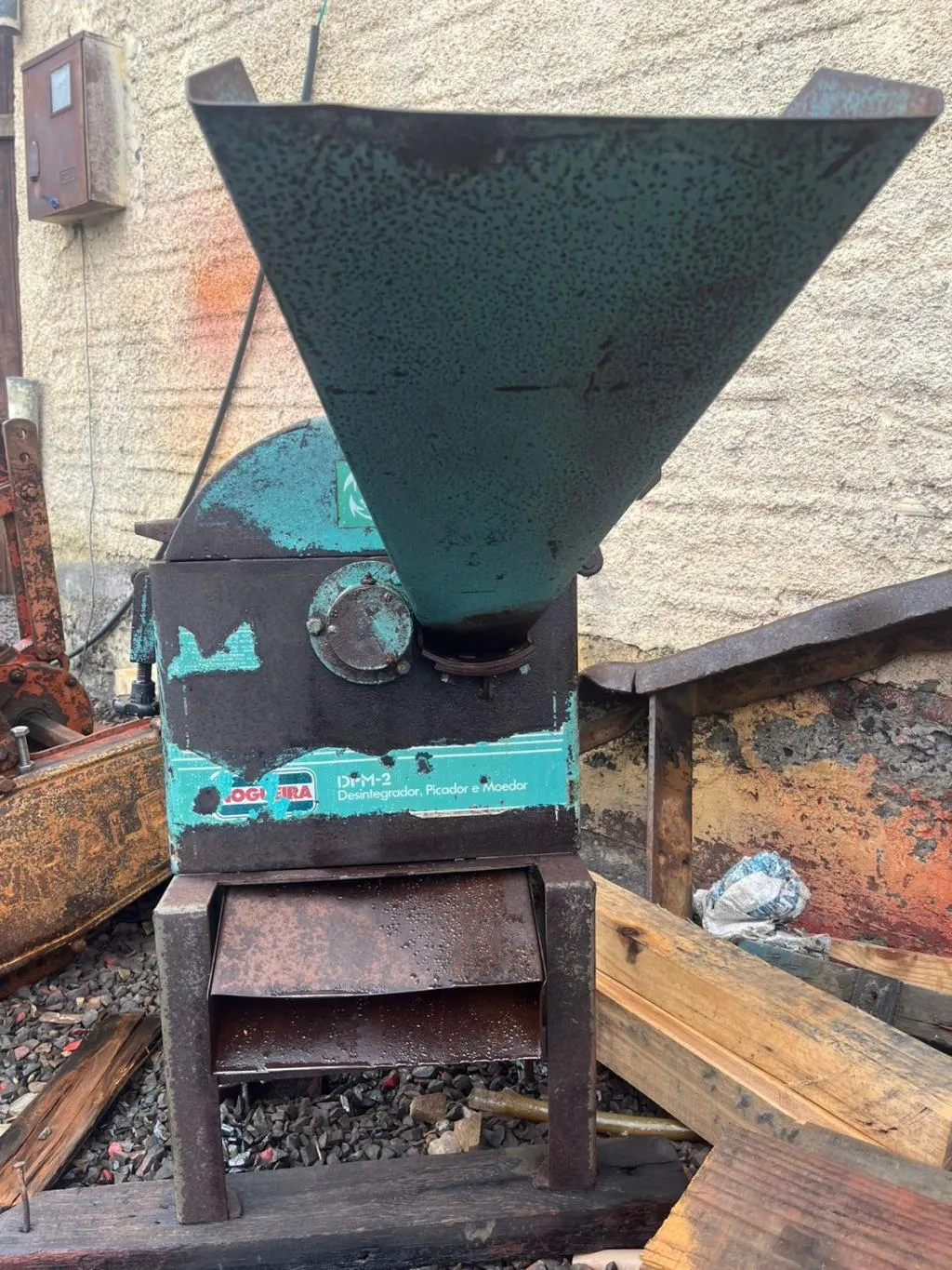 Triturador Desintegrador Picador e Moedor Nogueira DPM 2 