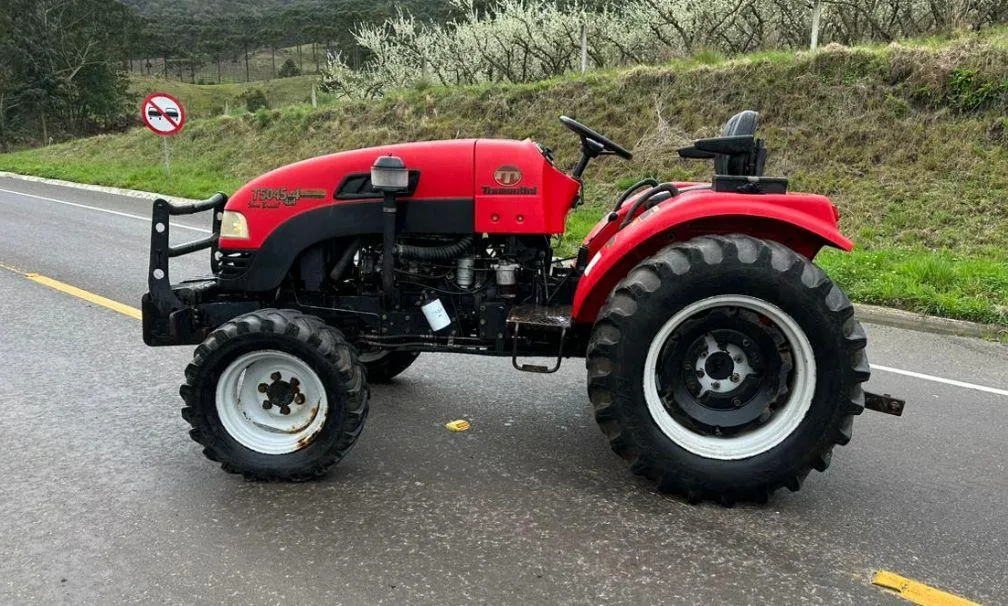 Trator Tramontini T 5045 - 4 4x4 2011 Série Brasil 
