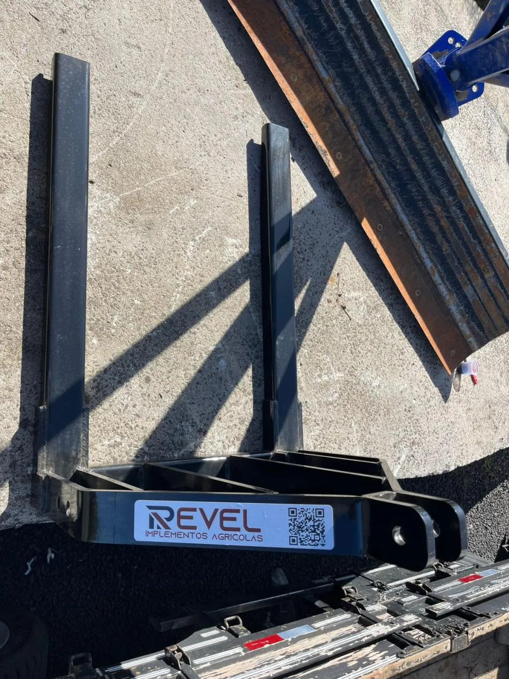 Paleteira garfo para bins Revel nova maciço 