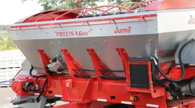 Distribuidor de Fertilizante Jumil Jm Precisa 16.000