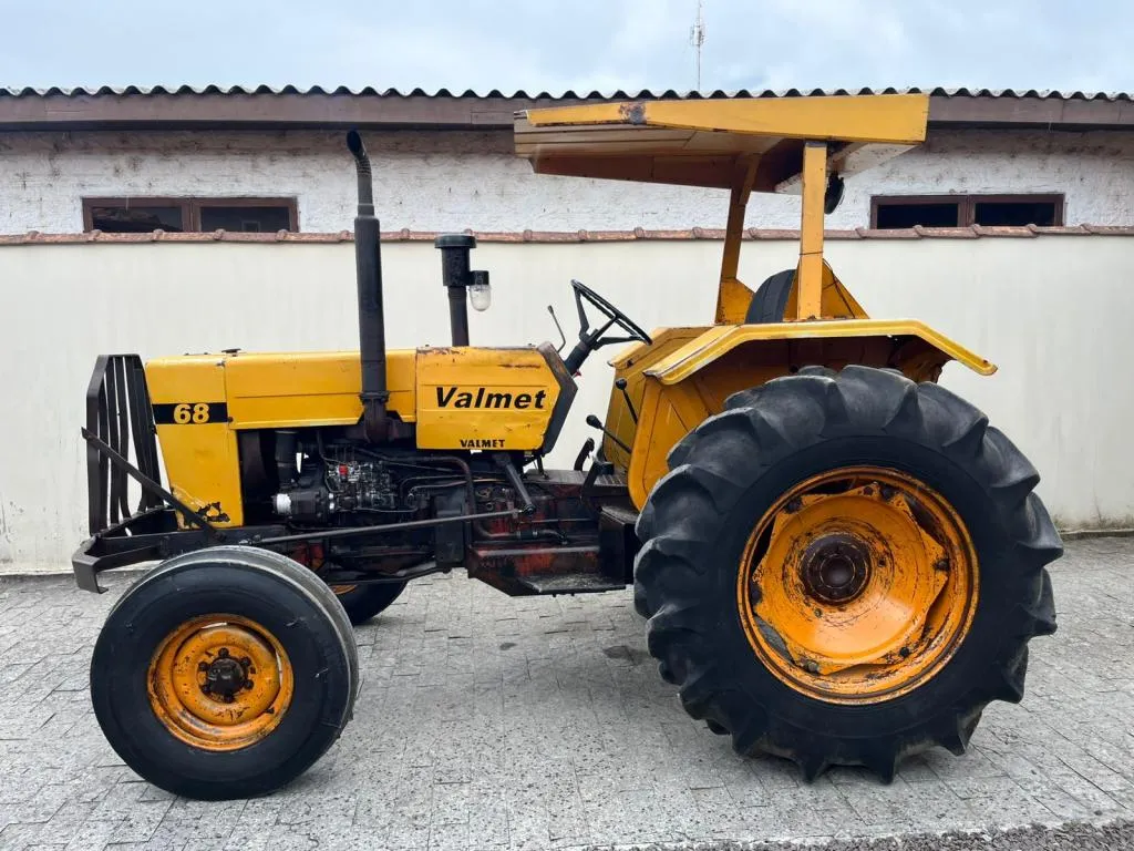 Trator Valmet 68