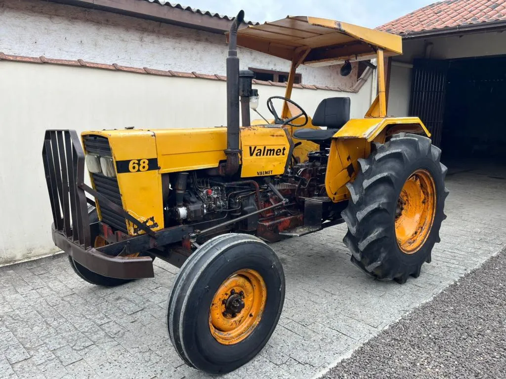 Trator Valmet 68