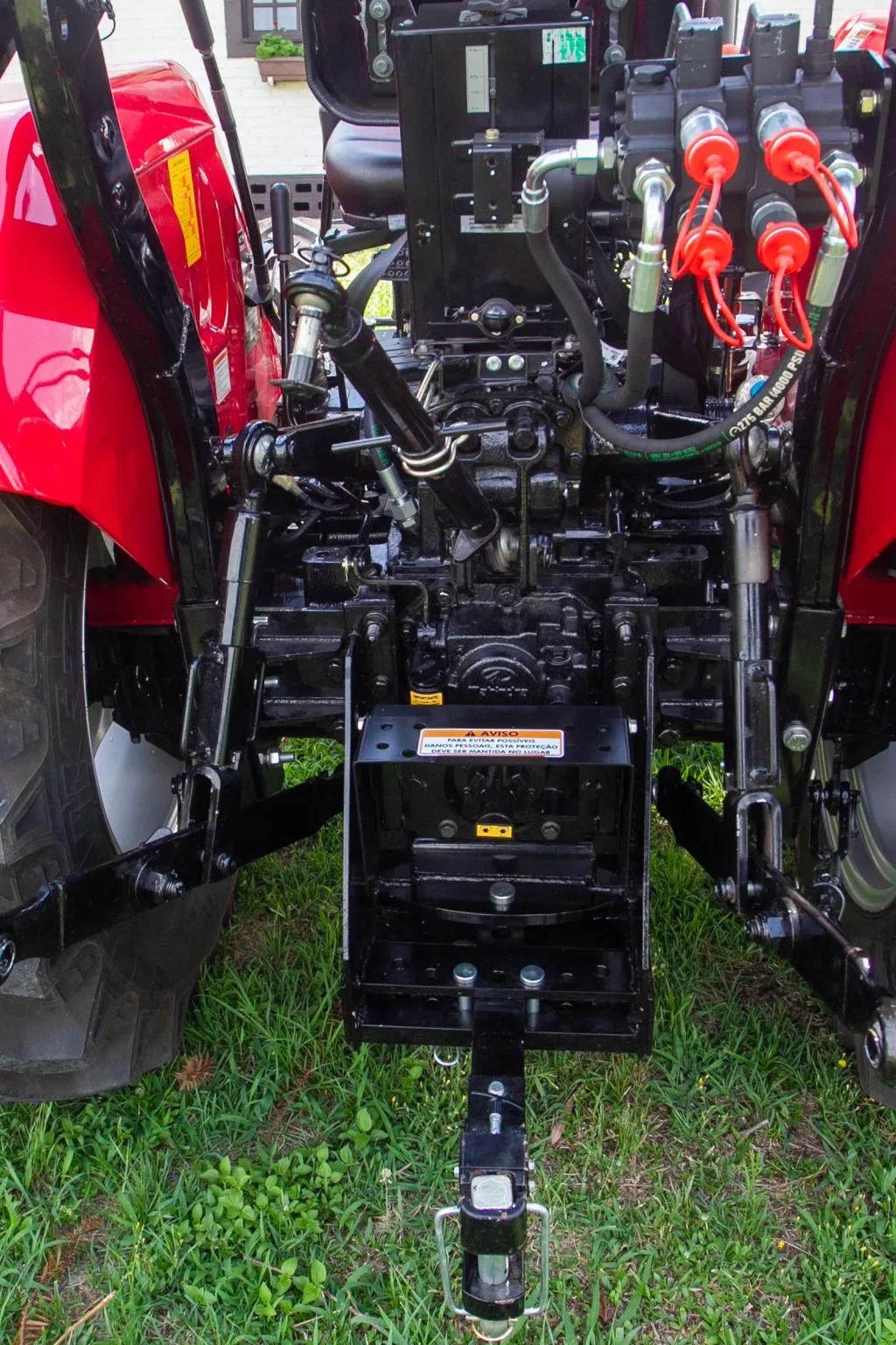 Trator Mahindra 5050