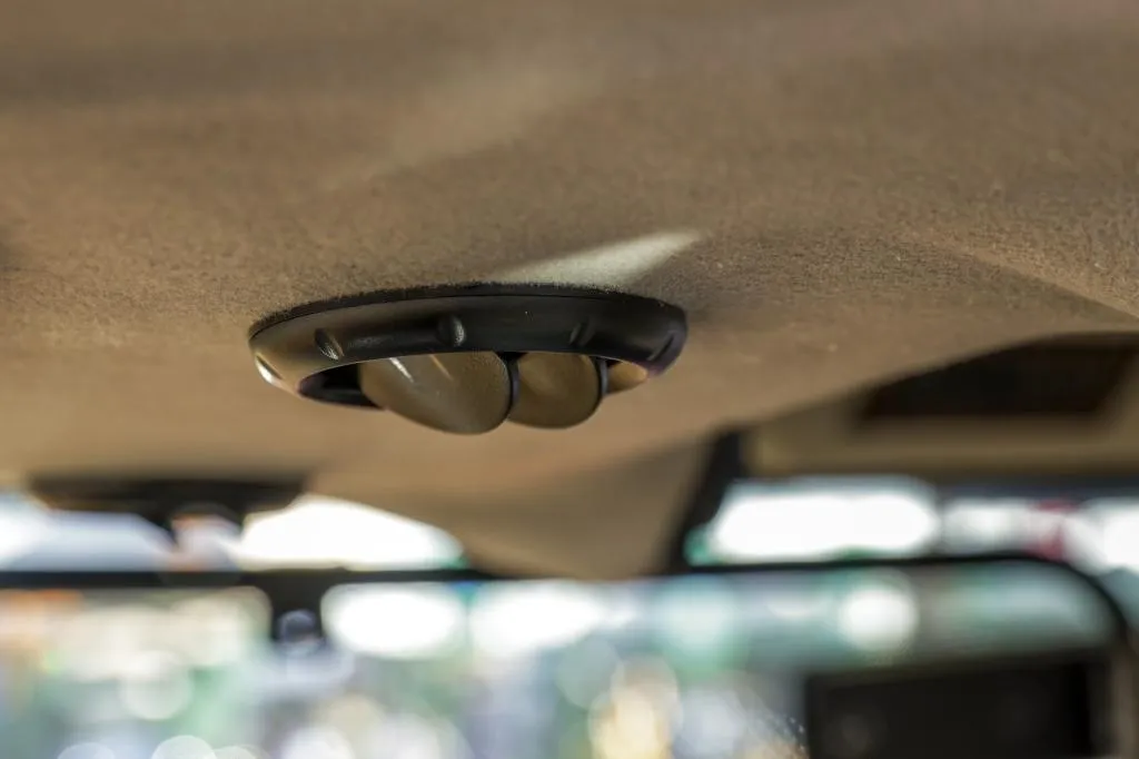 Trator Mahindra 6075