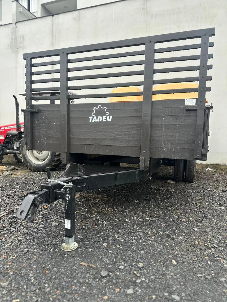 Carreta Agrícola Tadeu 2,27x4,40  - 6 Toneladas rodado Duplo