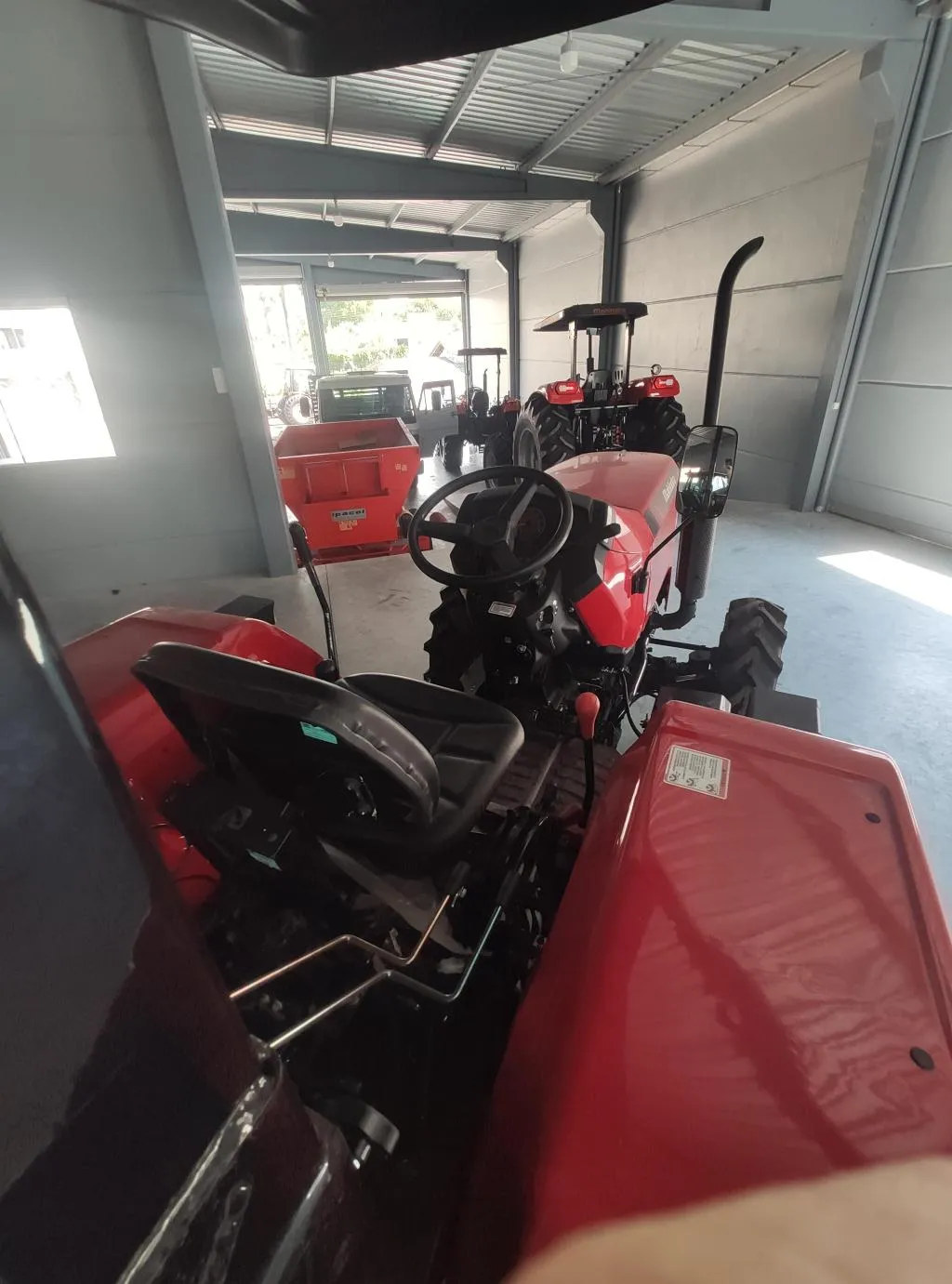 Trator Mahindra 5050 - NOVO 2025