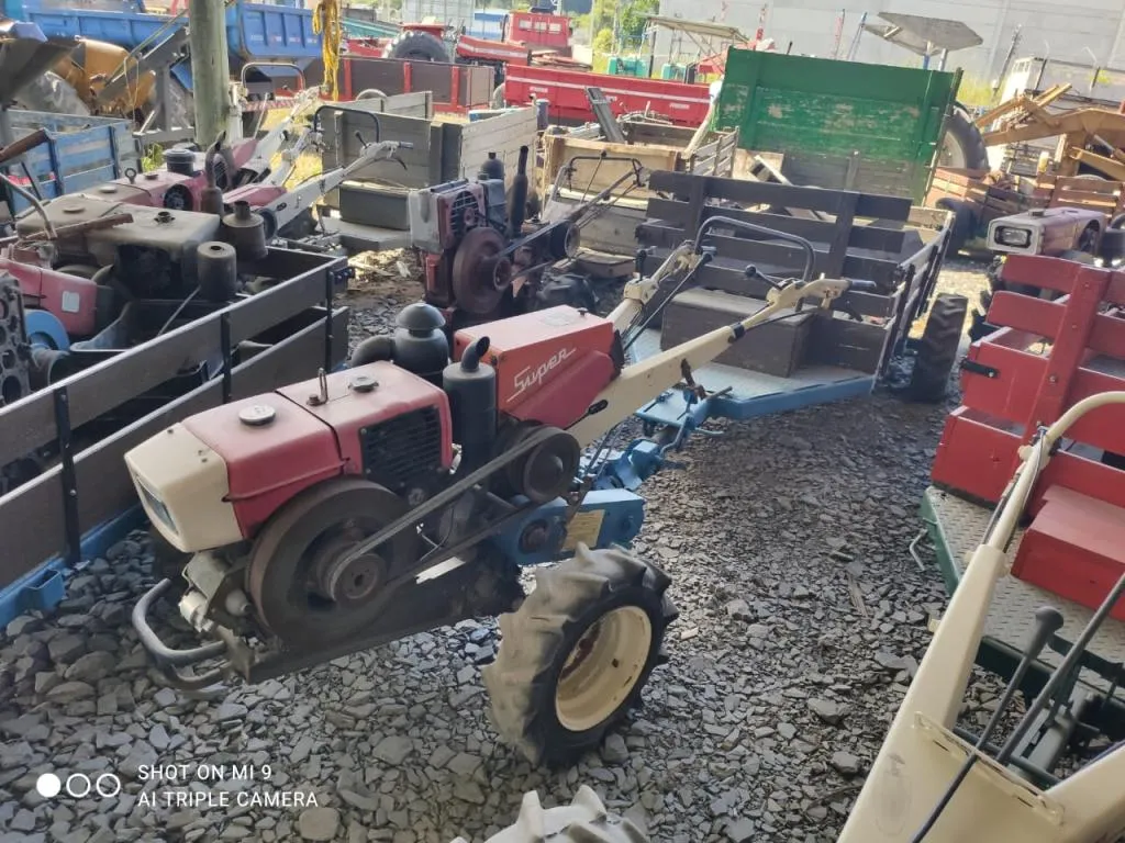 Micro Trator Yanmar tc 14 partida eletrica 2011 com Carreta possamay 2011