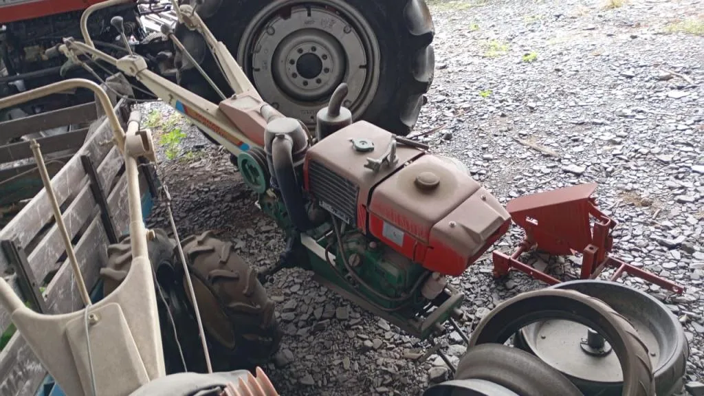 Micro Trator Yanmar TC11