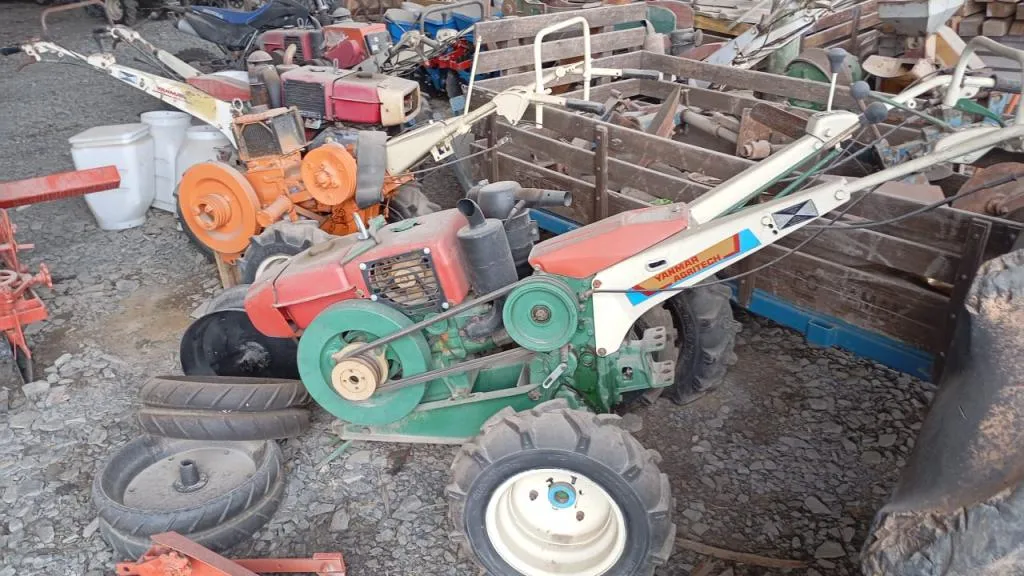 Micro Trator Yanmar TC11