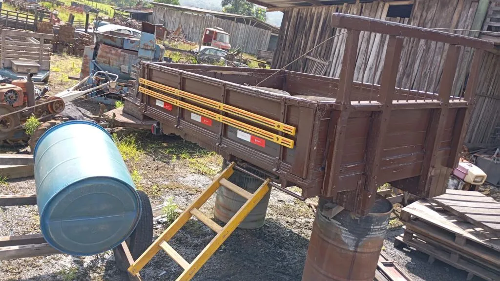 Carroceria de madeira pra D20 d10