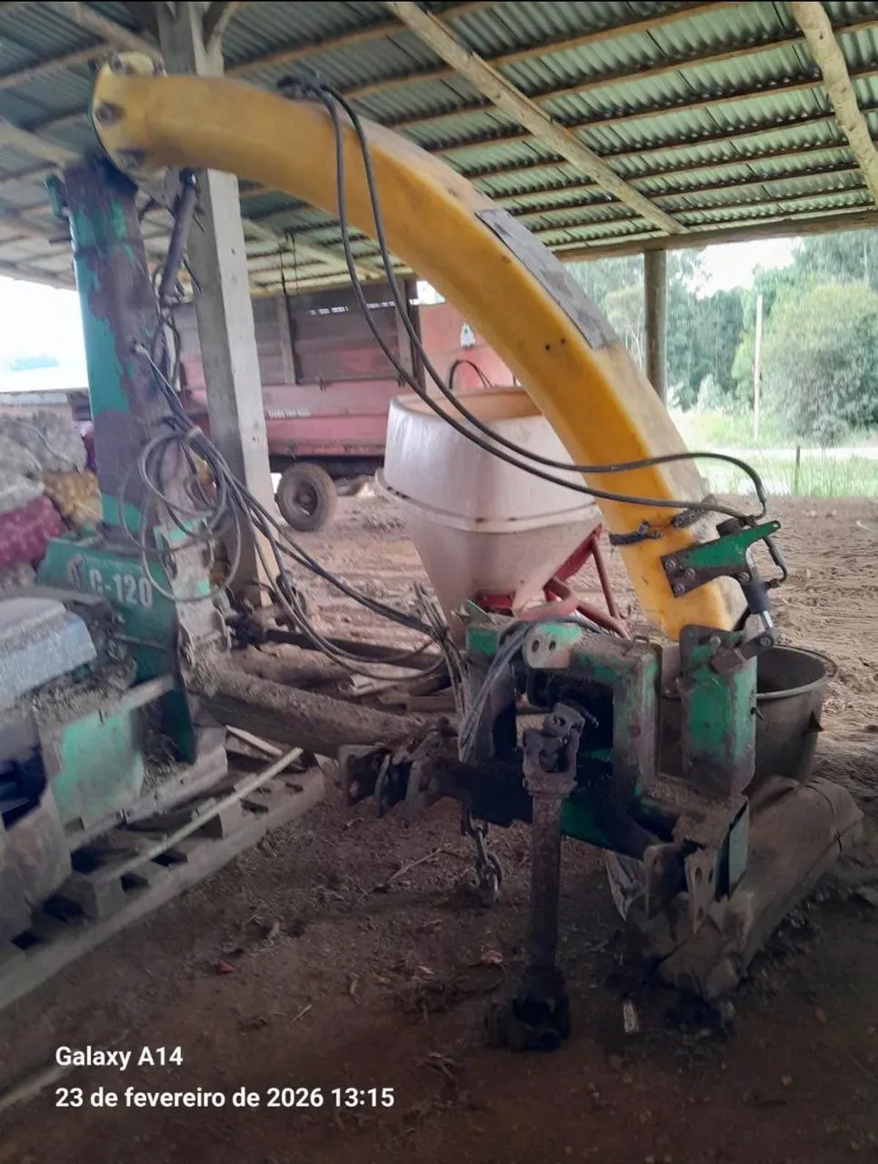 Ensiladeira área total  Jf c 120  Com kit DATEC 