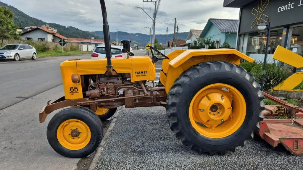 Trator Valmet modelo 65 id ano 1980