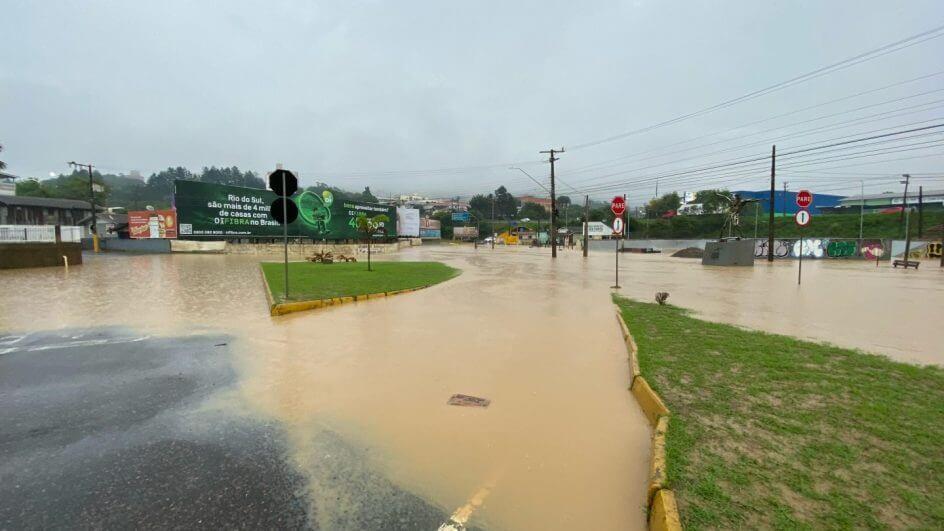 Rio do Sul volta a enfrentar enchente, a quinta só em 2023